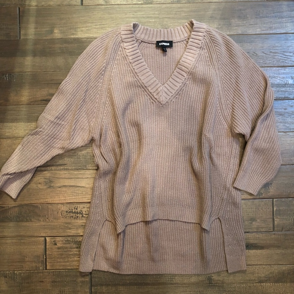 Express Cable Knit 🧶 High-Low Sweater